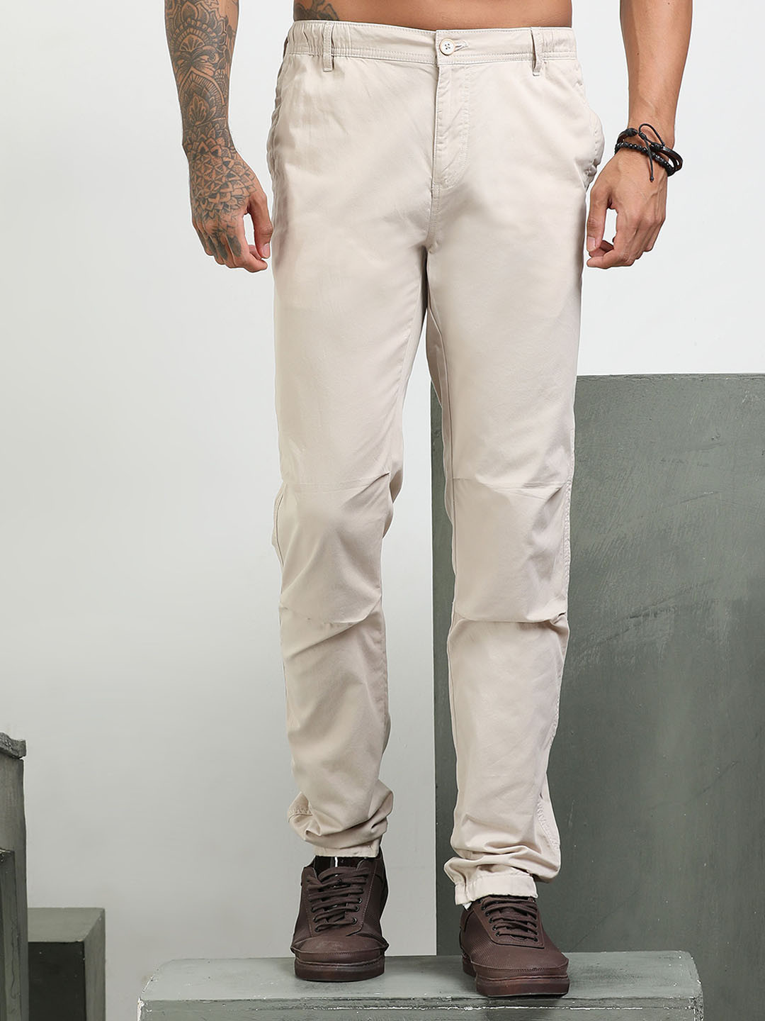 RIGS AND RAGS Men Mid Rise Relaxed Fit Straight Leg Trousers
