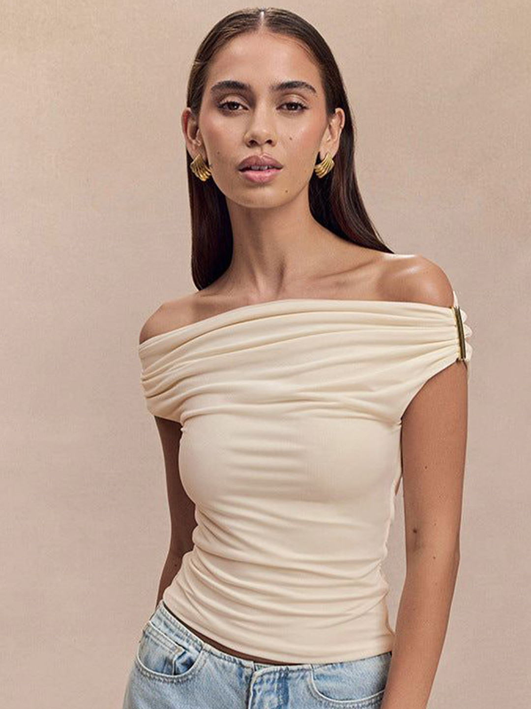 Outzidr Women Off-Shoulder Fitted Top With Ruched Bodice