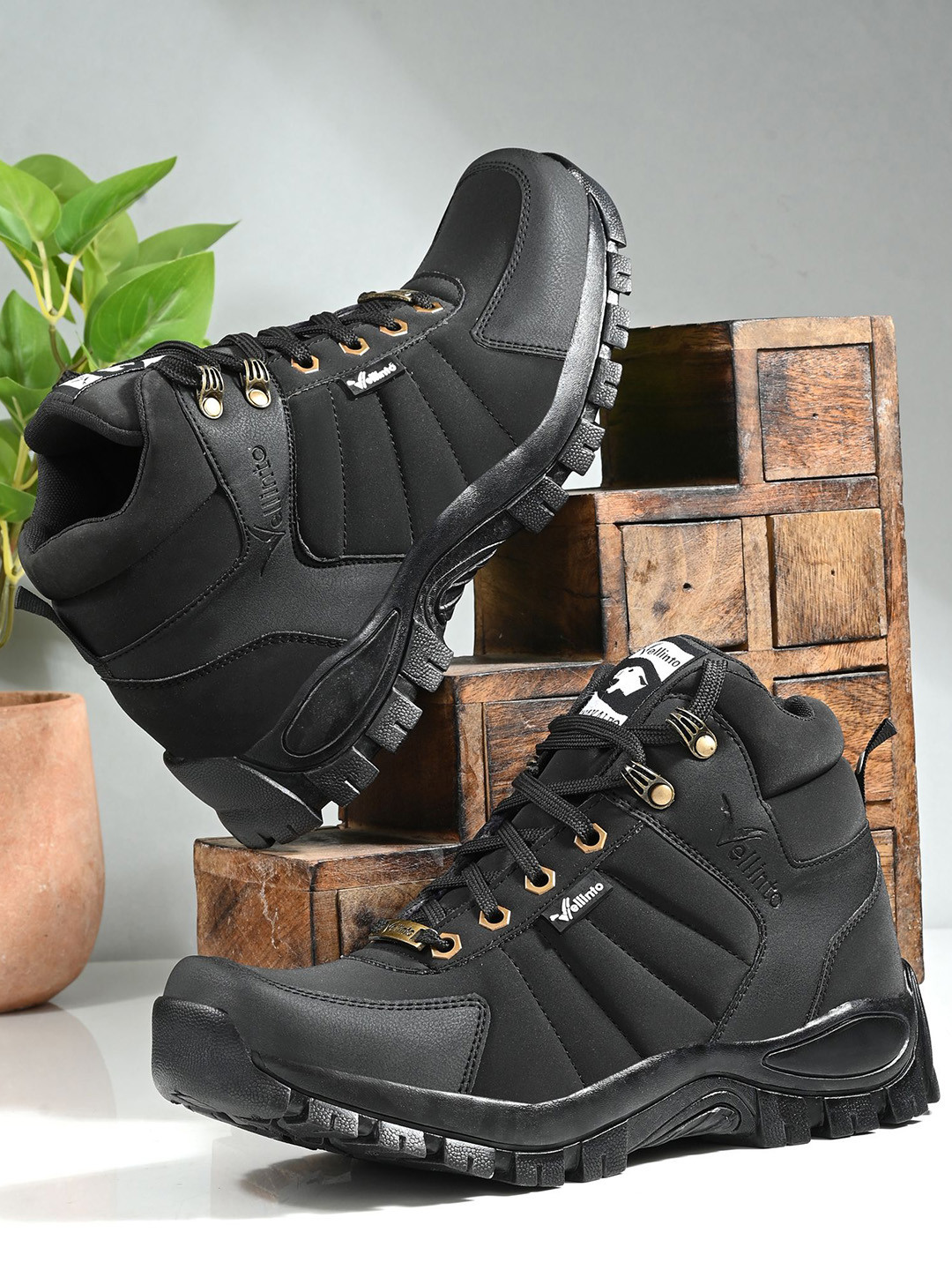 Vellinto Trekforce Men Round Toe Casual Boots