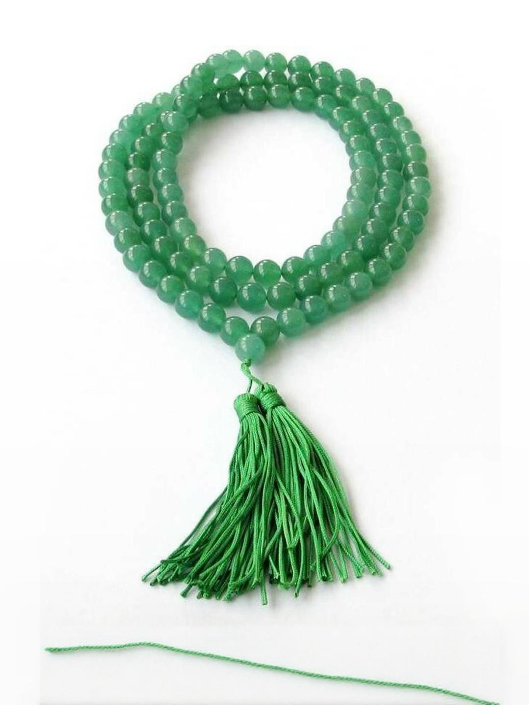 AURRA STORES Green Metal Necklace