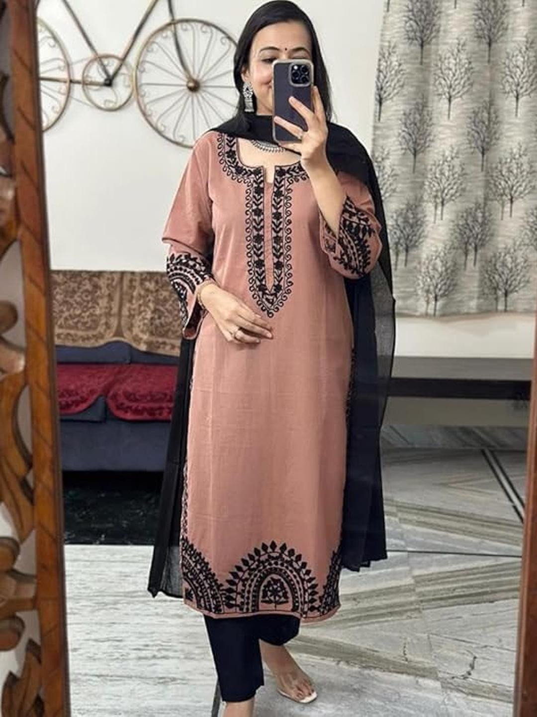 SUPPAR SLEAVE Women Cotton Blend Kurta Sets