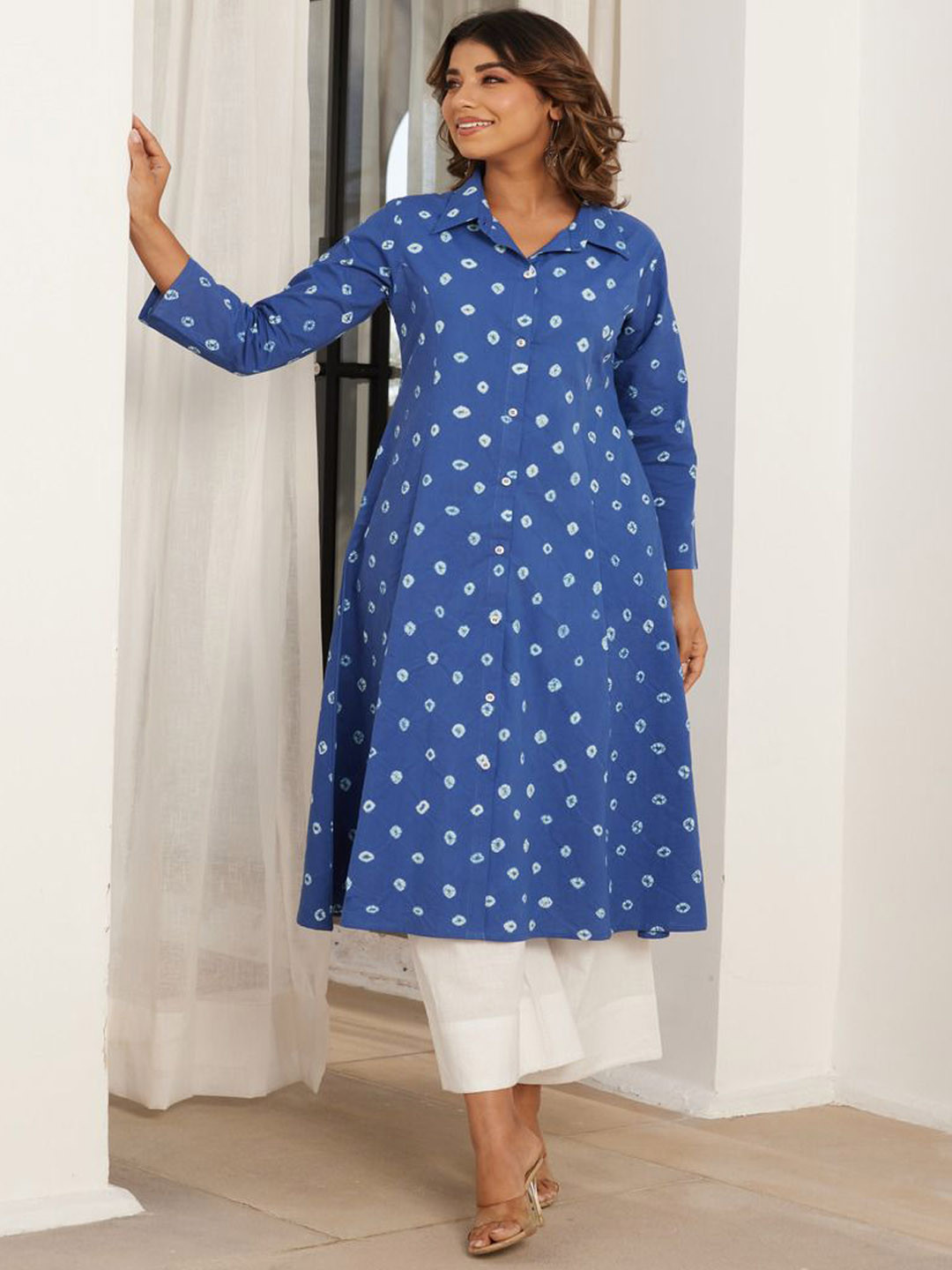 TARA-C-TARA Women Bandhani Printed Pure Cotton Kurta with Palazzos