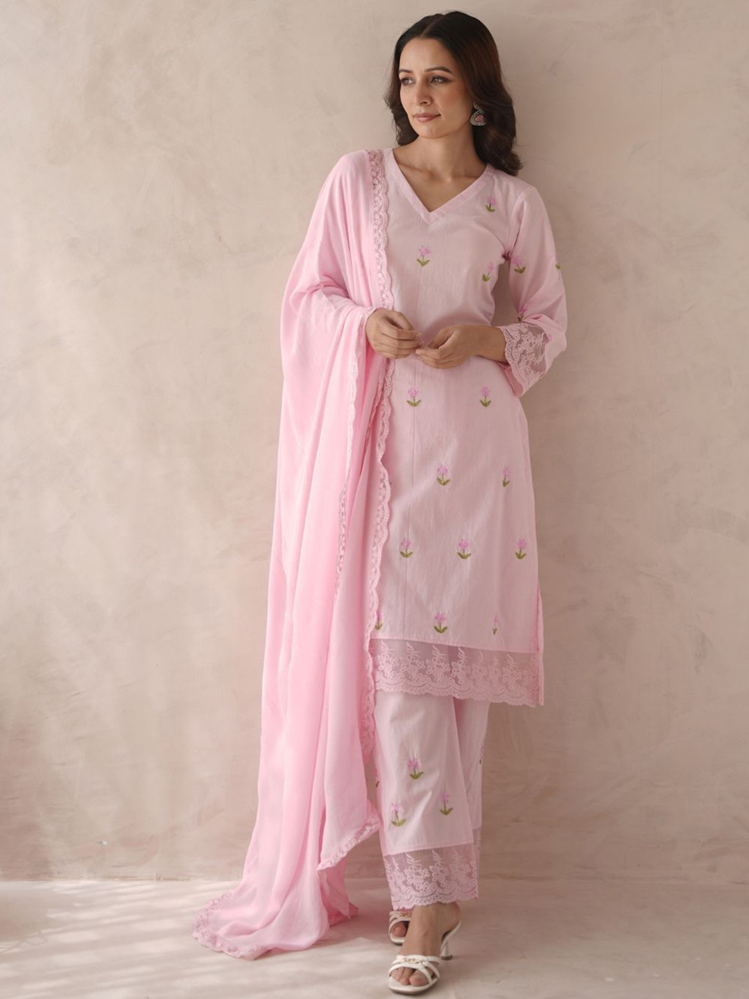 OneWe Women Bloomera Pink Rose Embroidered Pure Cotton Suit Set