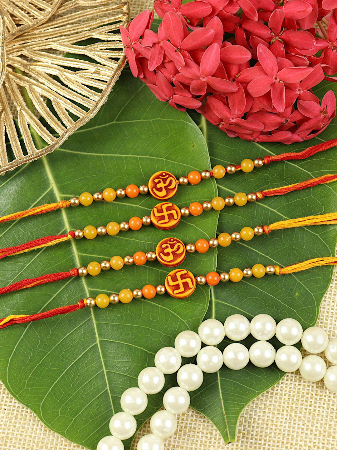 Asthetika Thread Rakhi