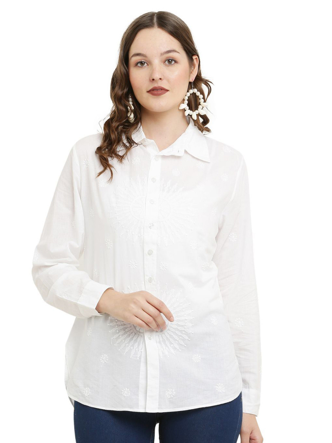 Niddleman Chikankari Ethnic Motifs Embroidered Relaxed-Fit Pure Cotton Shirt