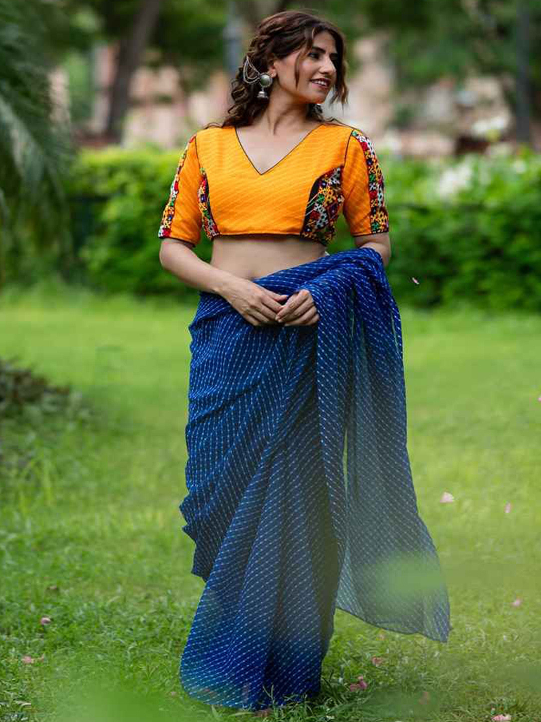 Amodini Designer Studio Lehriya Printed with Embroidered Saree Blouse