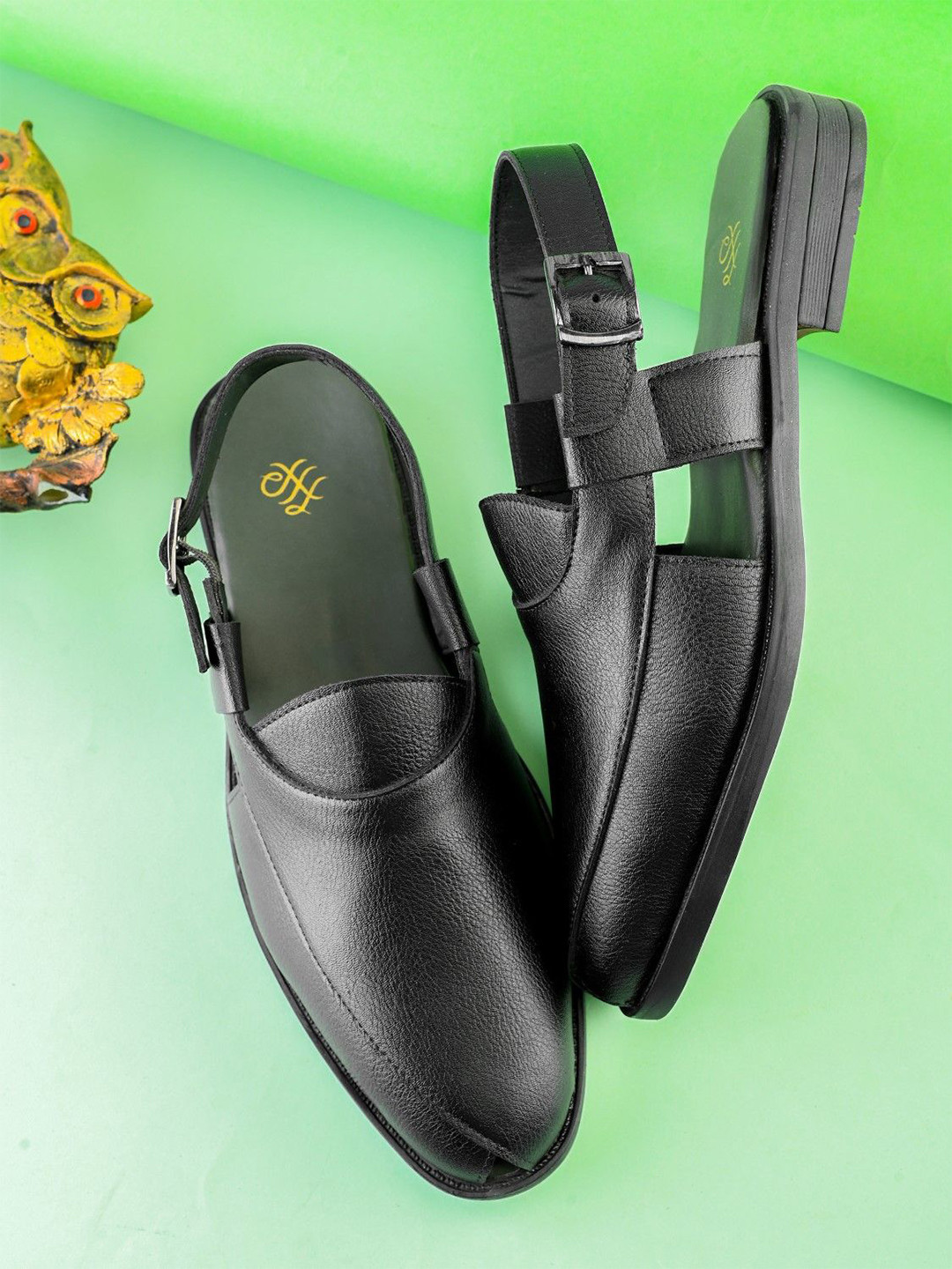 House of Pataudi Men Peshwari Shoe Style Sandals