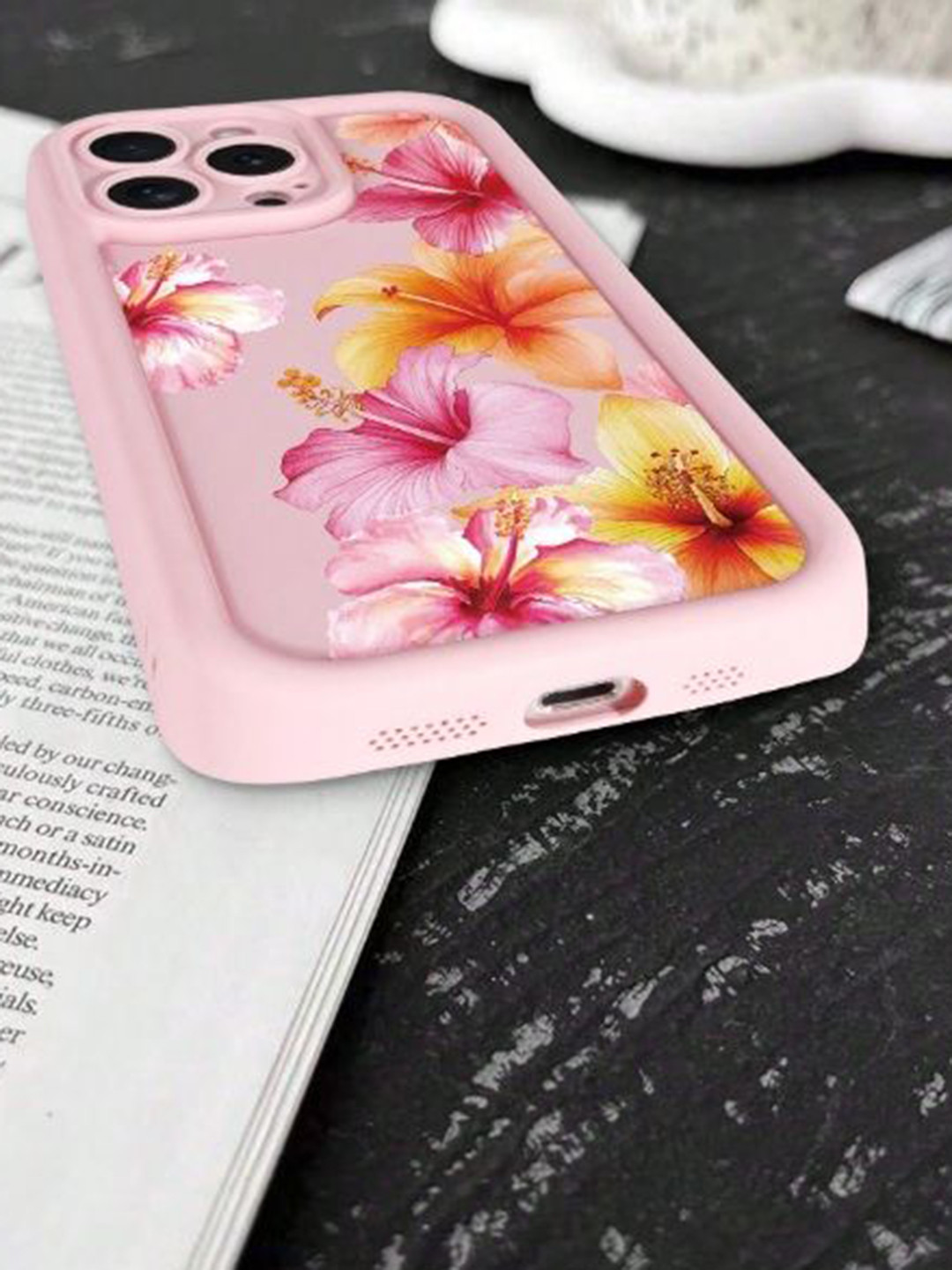 CASE CREATION Floral Printed iPhone 14 Pro Max Bumper Case Mobile Accessories