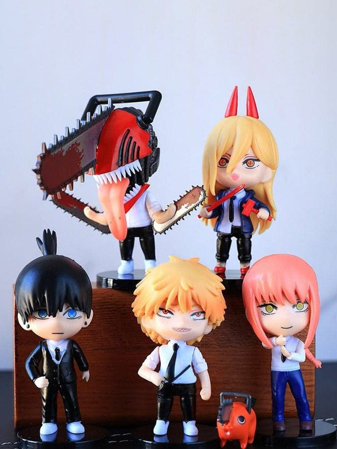 AUGEN Set Of 6 Chainsaw Man Action Figures