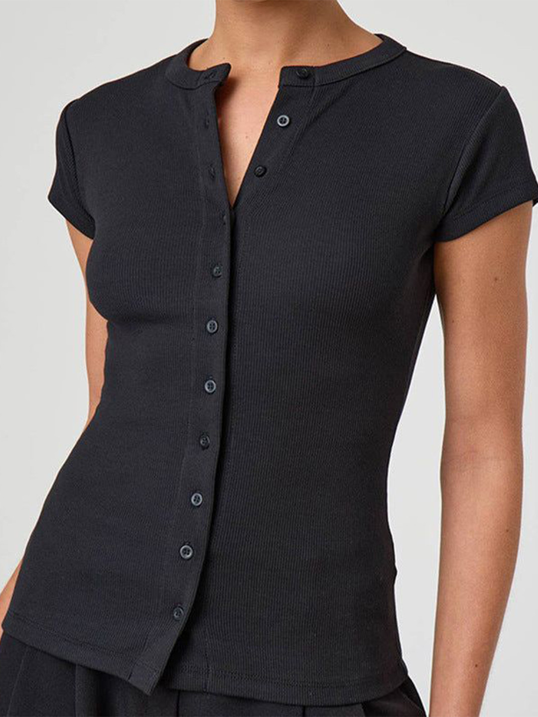 Outzidr Mandairan Coller Regular Top