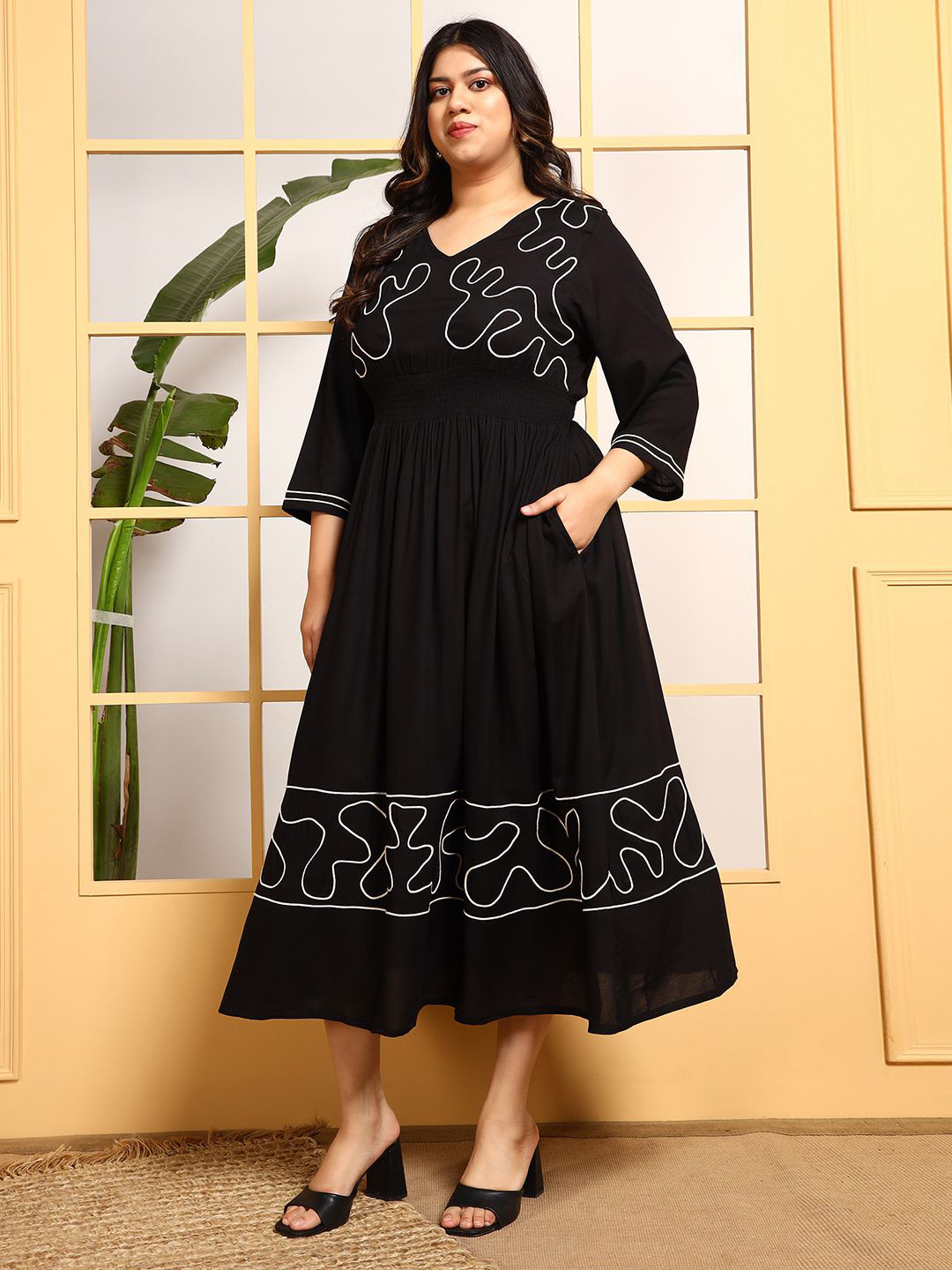 DEEBACO Women Embroidered Fit & Flare Midi Dress