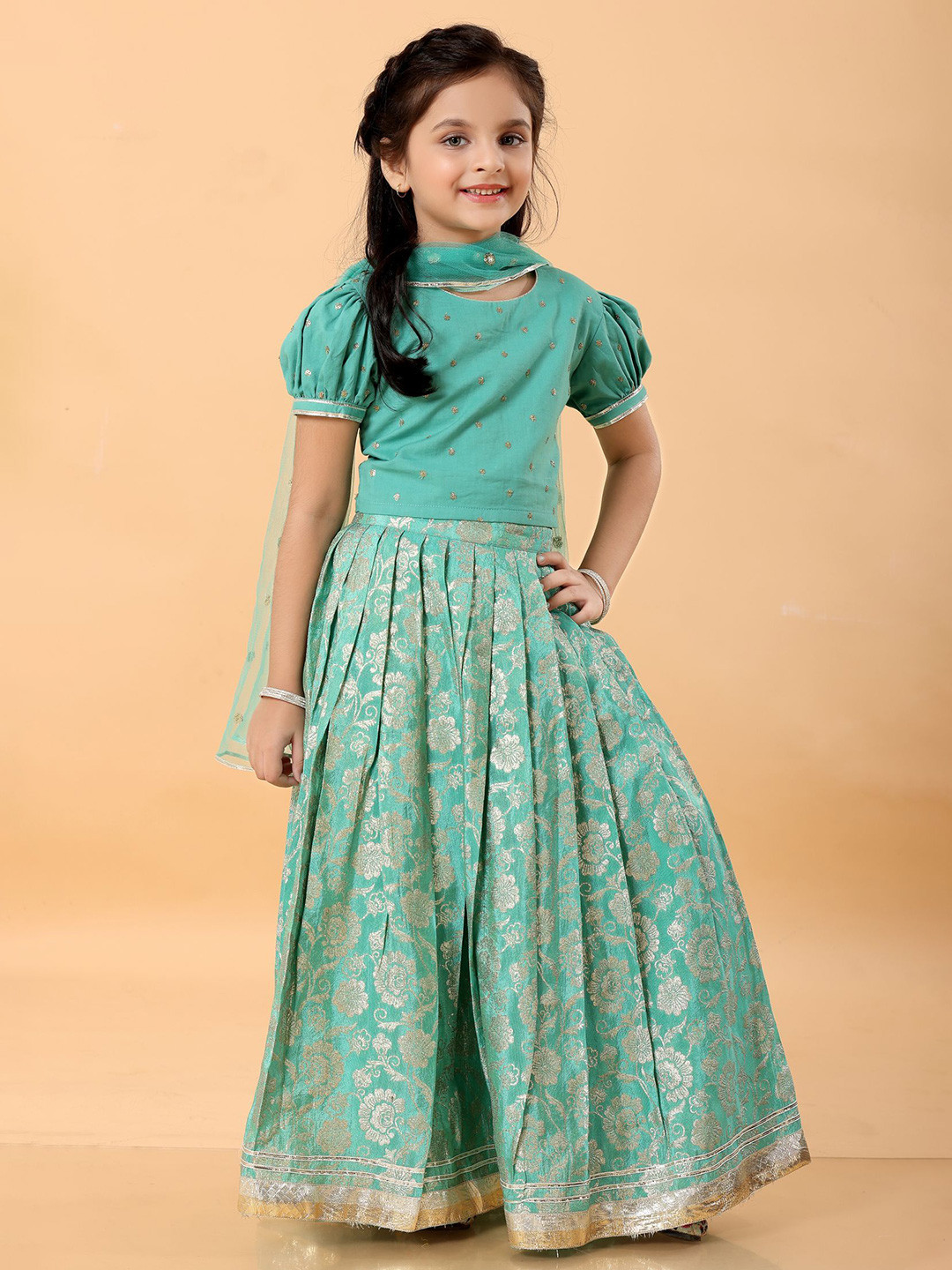 MASTARANG Girls Floral Woven Design Zari Ready to Wear Lehenga & Blouse With Dupatta