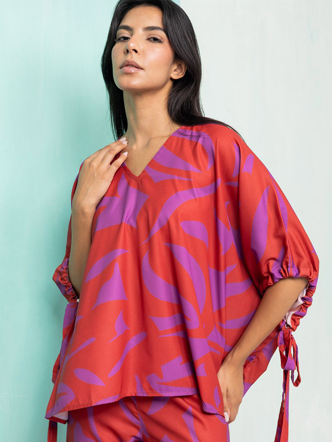 Aoba Summer Shine Women Red Abstract Print V-Neck Batwing Sleeve Crepe Top