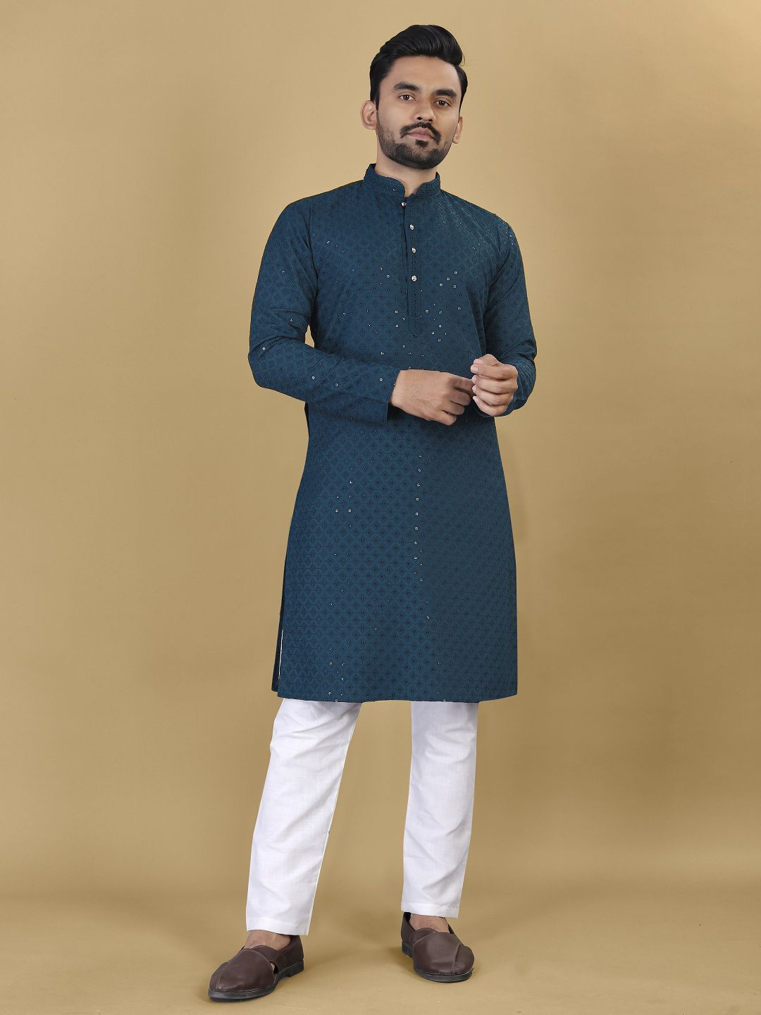 WELL TEX Men Woven Design Embroidered Festive Straight Kurta