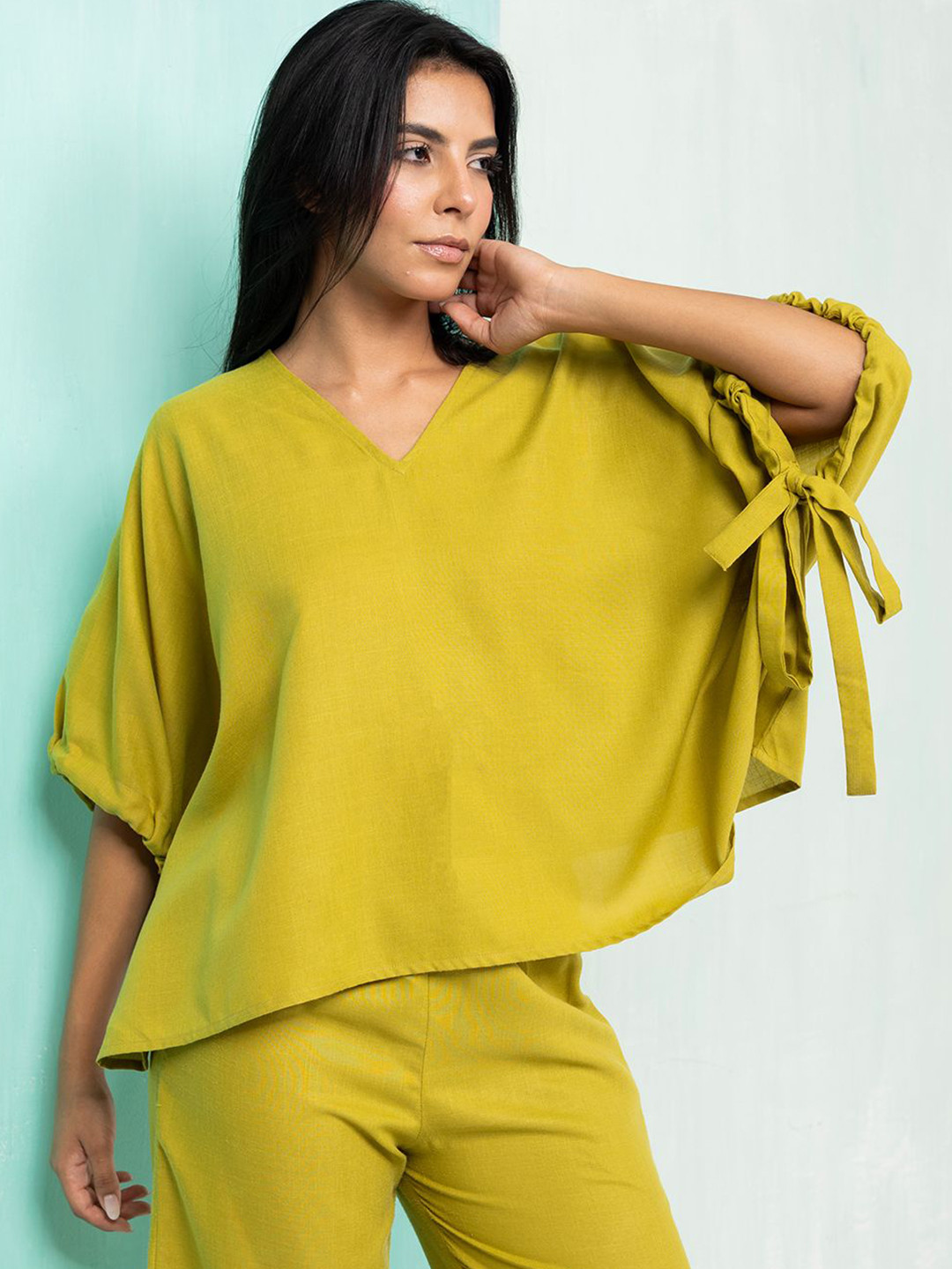 Aoba Women Green Solid V-Neck Kimono Sleeves Linen Crepe Top
