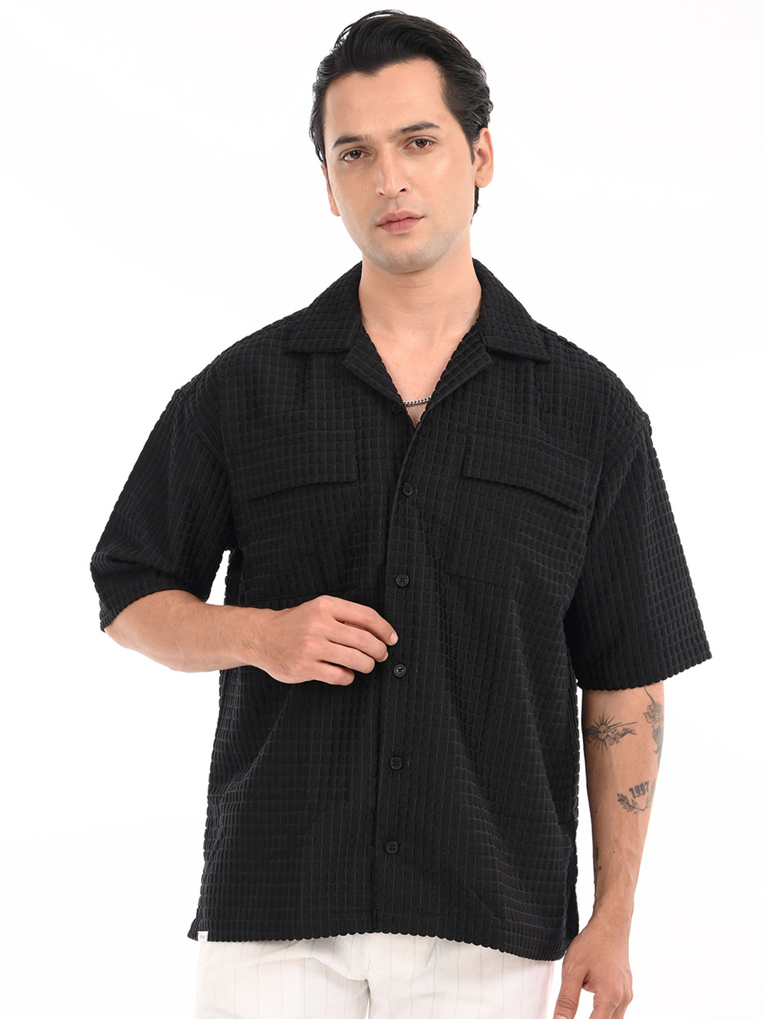 Estilocus Micro Checked Drop-Shoulder Sleeves Oversized Shirt