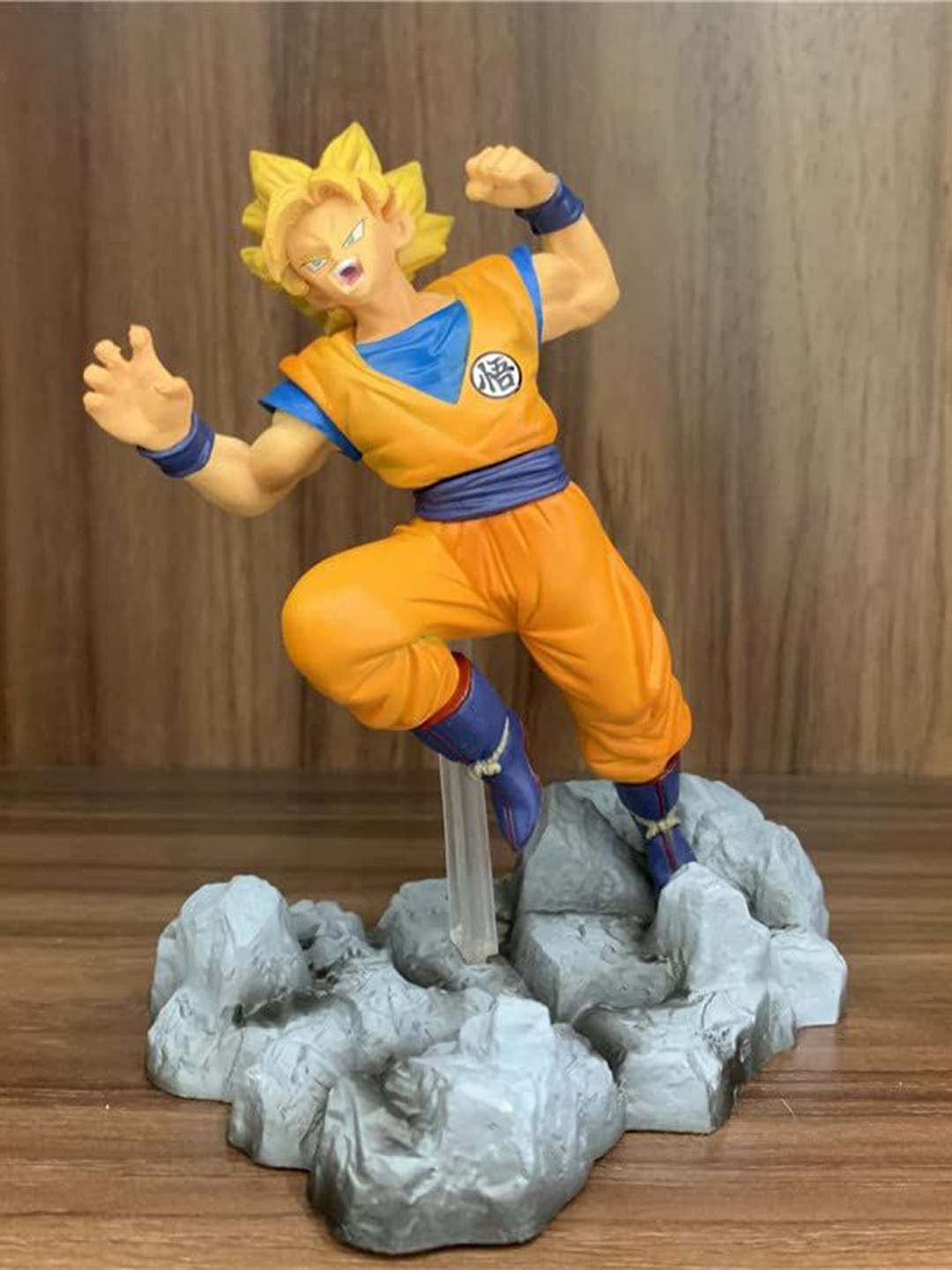 AUGEN Yellow & Blue Goku Action Figure Showpiece