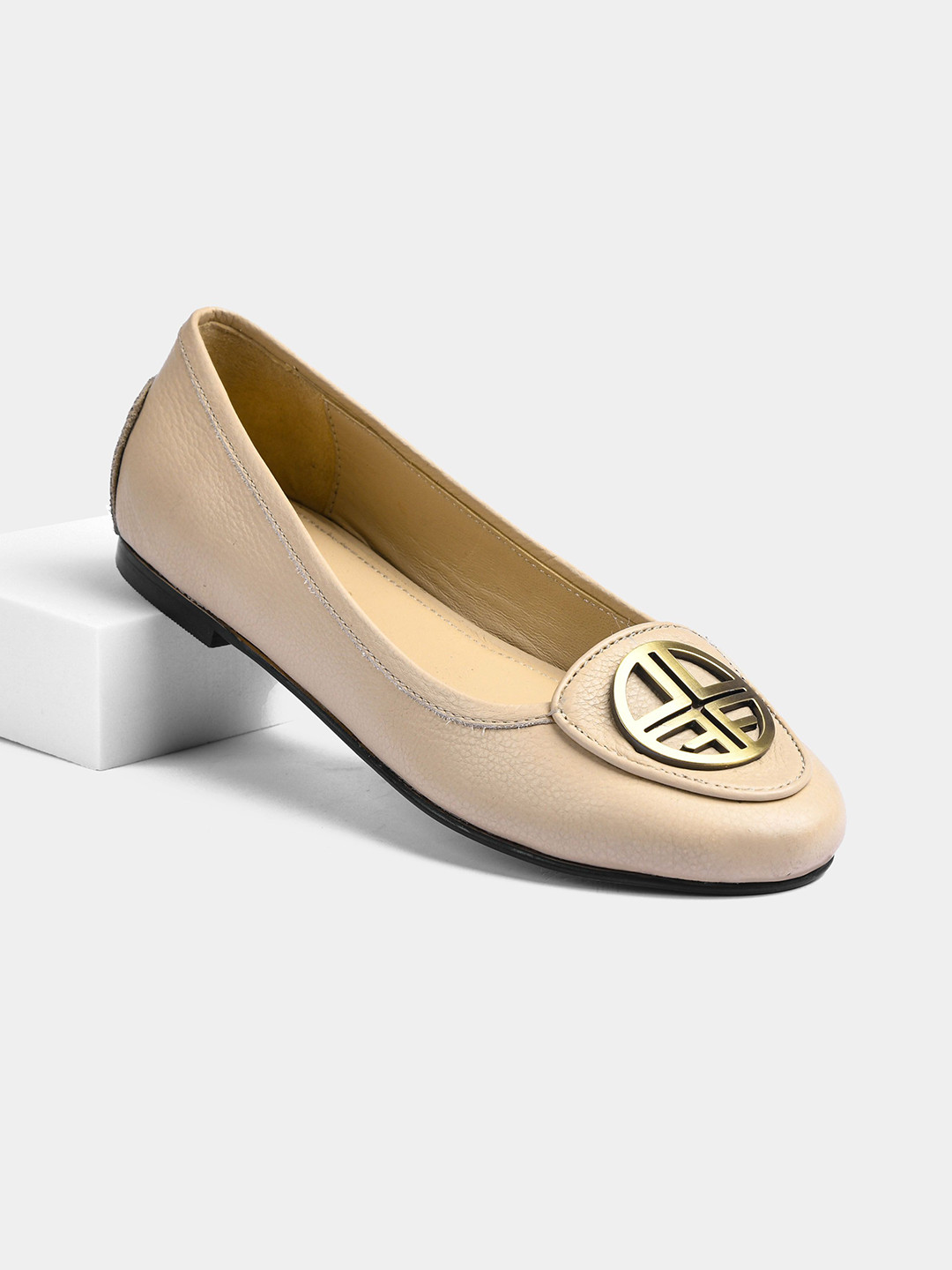 LUXORO FORMELLO Round Toe Leather Ballerinas