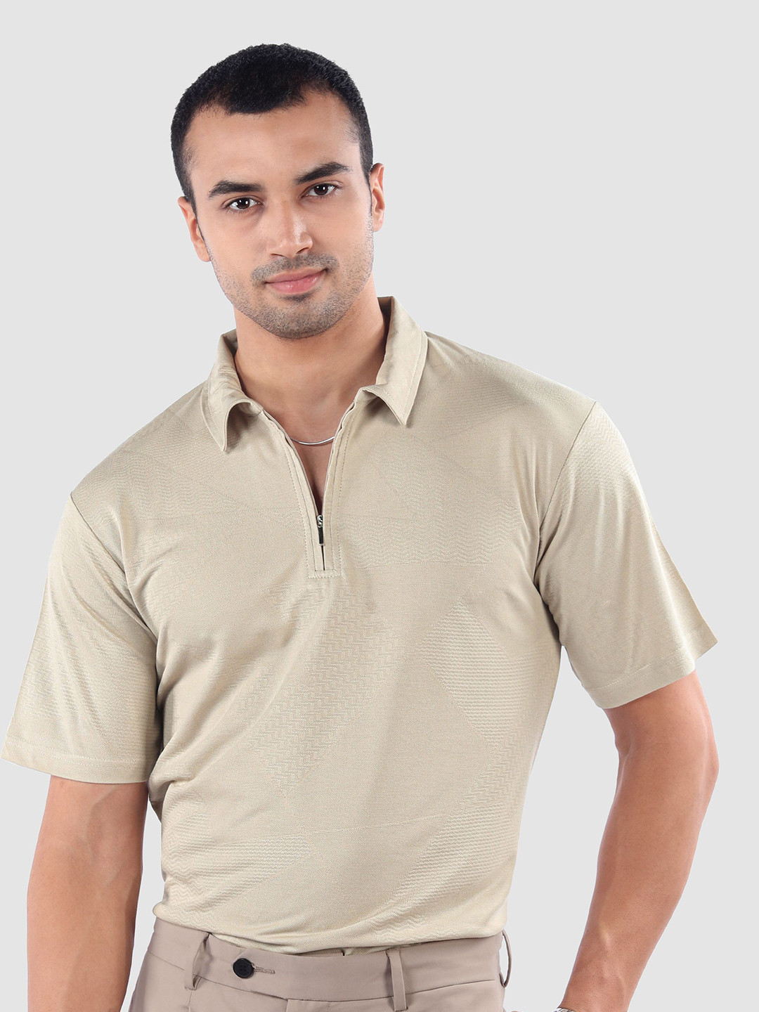 Beyoung Textured Polo Collar Diamond Jacquard T-Shirt