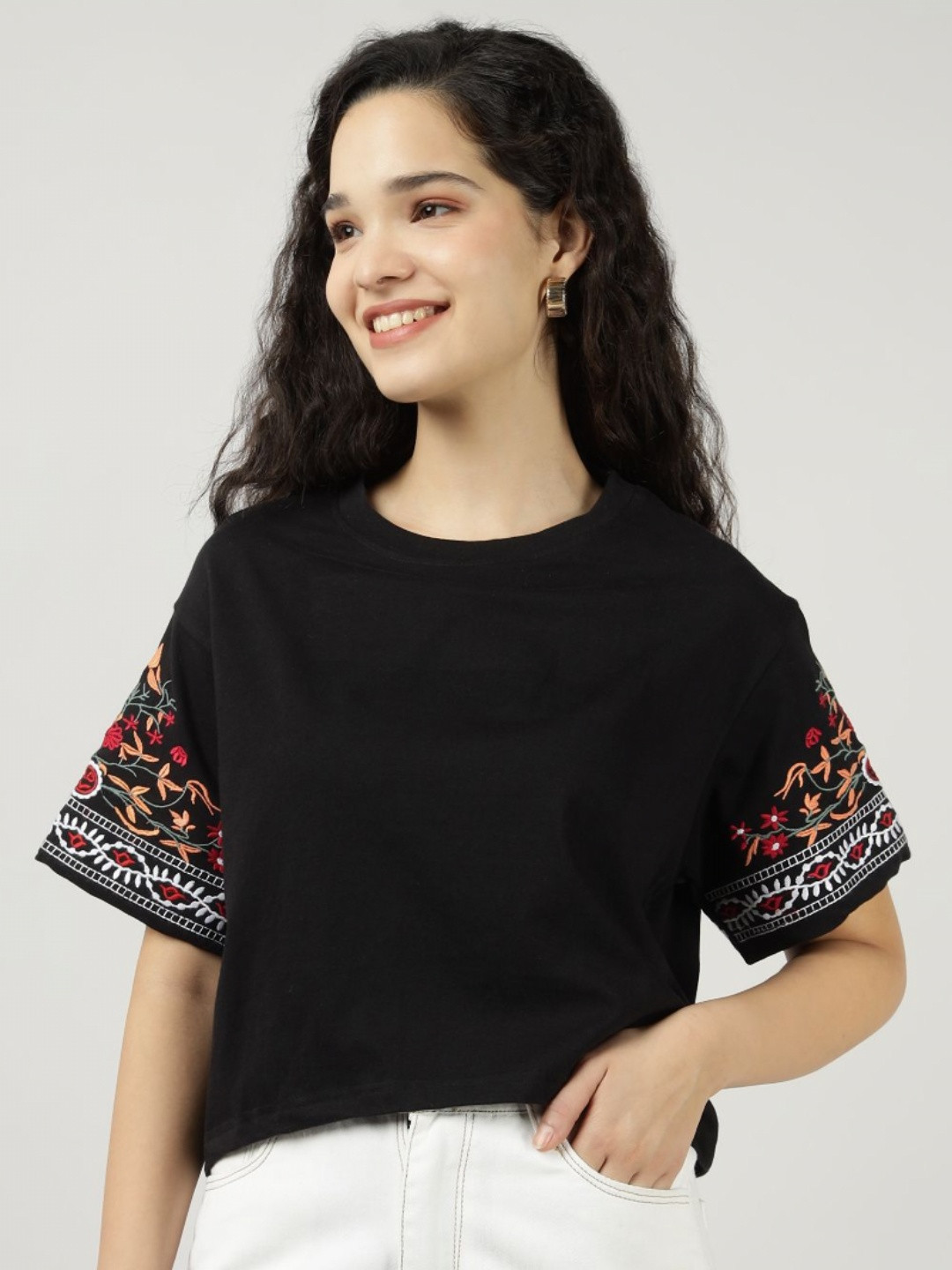 Sands of India Women Floral Printed Round Neck Cotton Boxy T-shirt