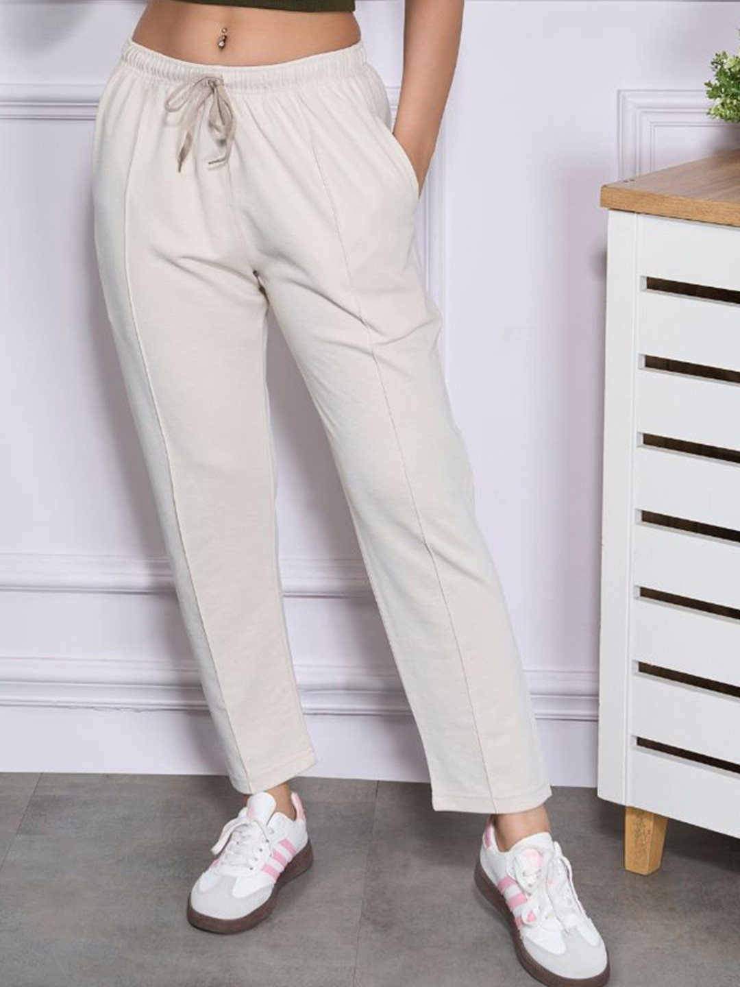 CUPID Women Cotton Relaxed-Fit Mid-Rise Easy Track Pants