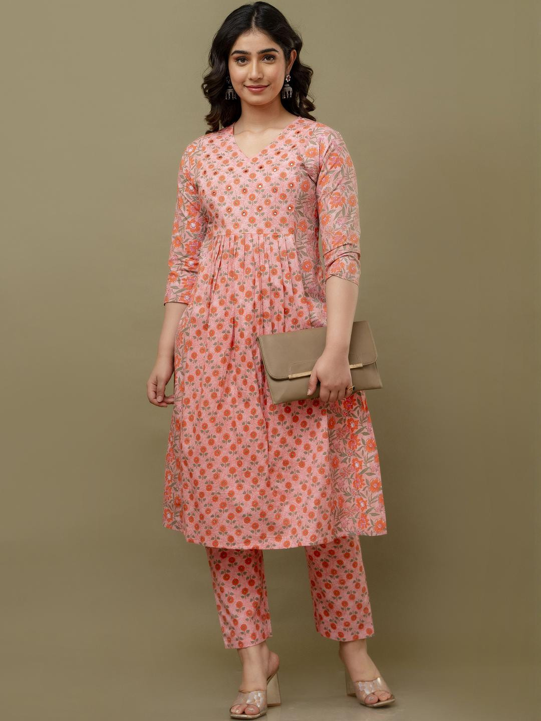 VIPY HANGER Women Pure Cotton Kurta Sets