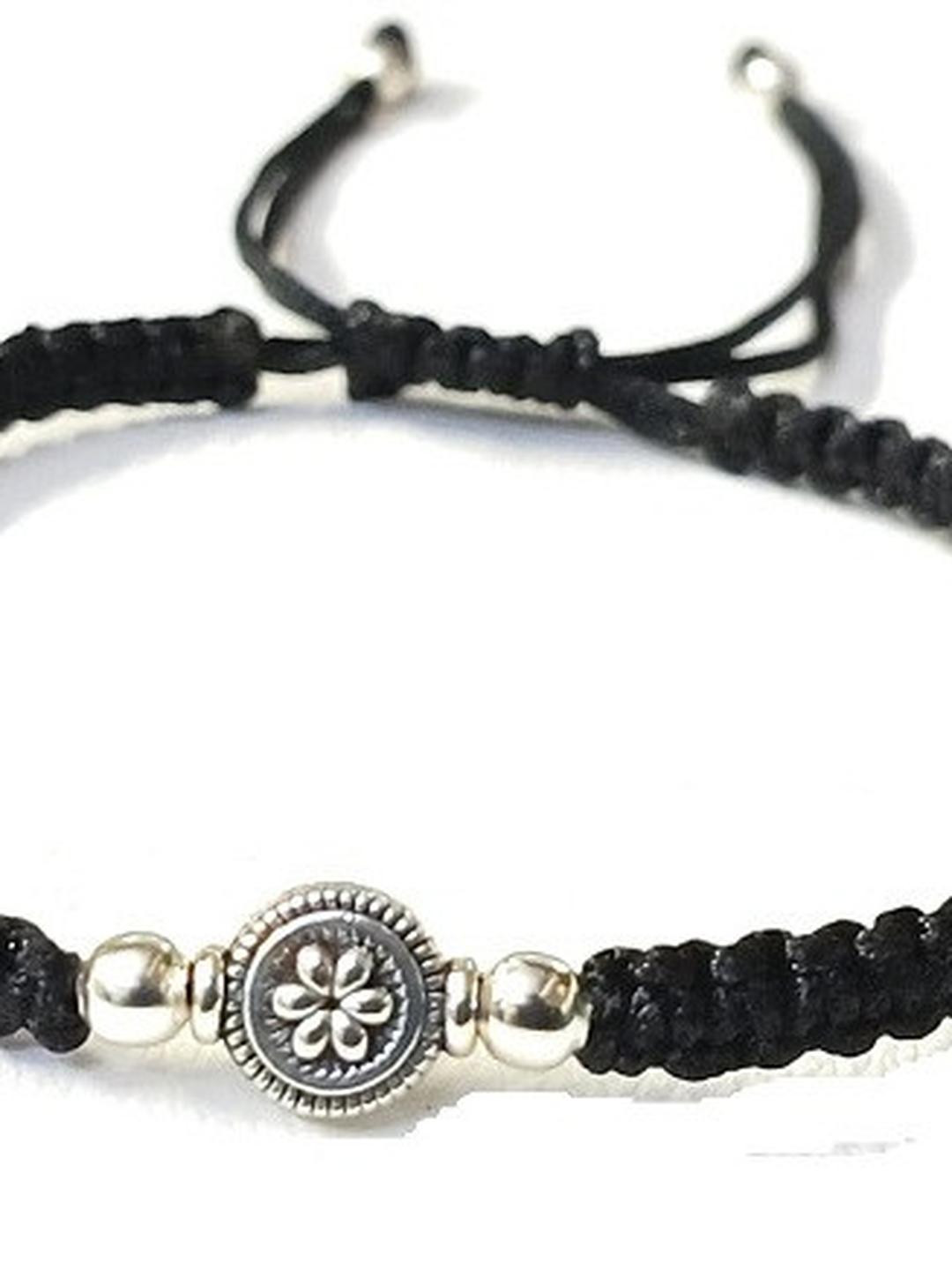 QNAM Silver Fabric Bracelet