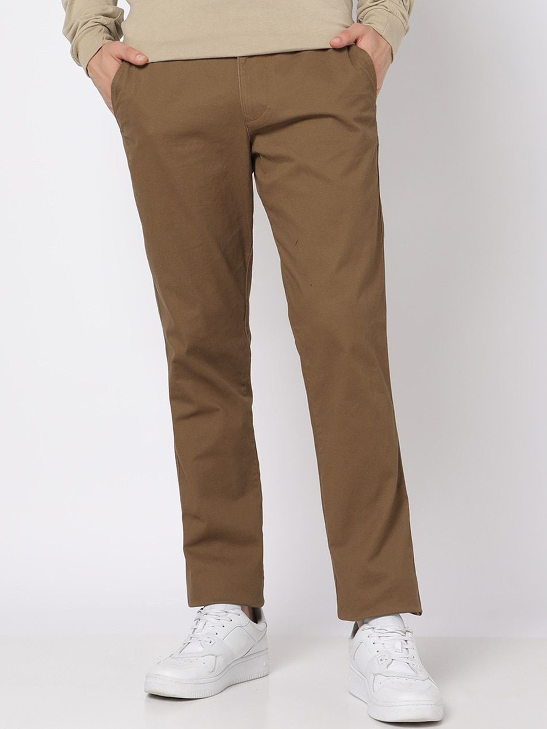 GAP Men Slim Fit Mid-Rise Trousers