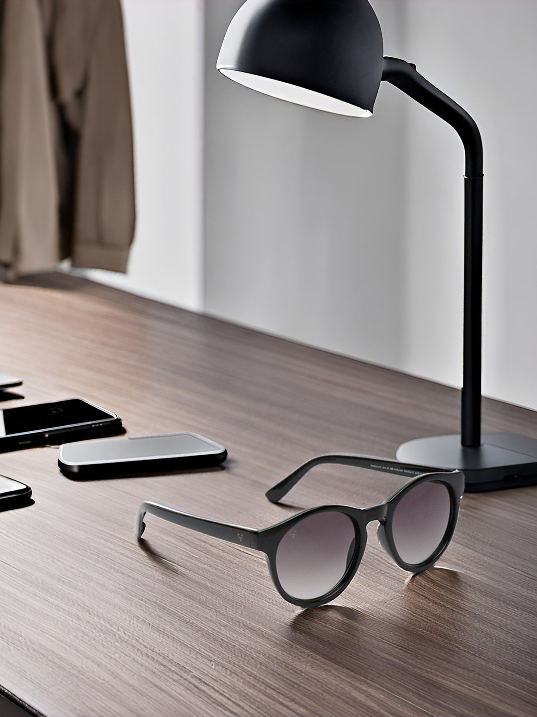 SUNNIES Unisex Round UV Protected Lens Sunglasses SNS-016-C2(J