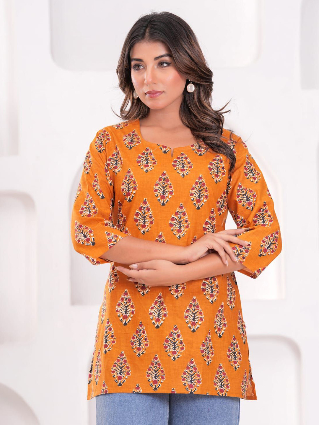 Sajke Women Orange Short Kurti