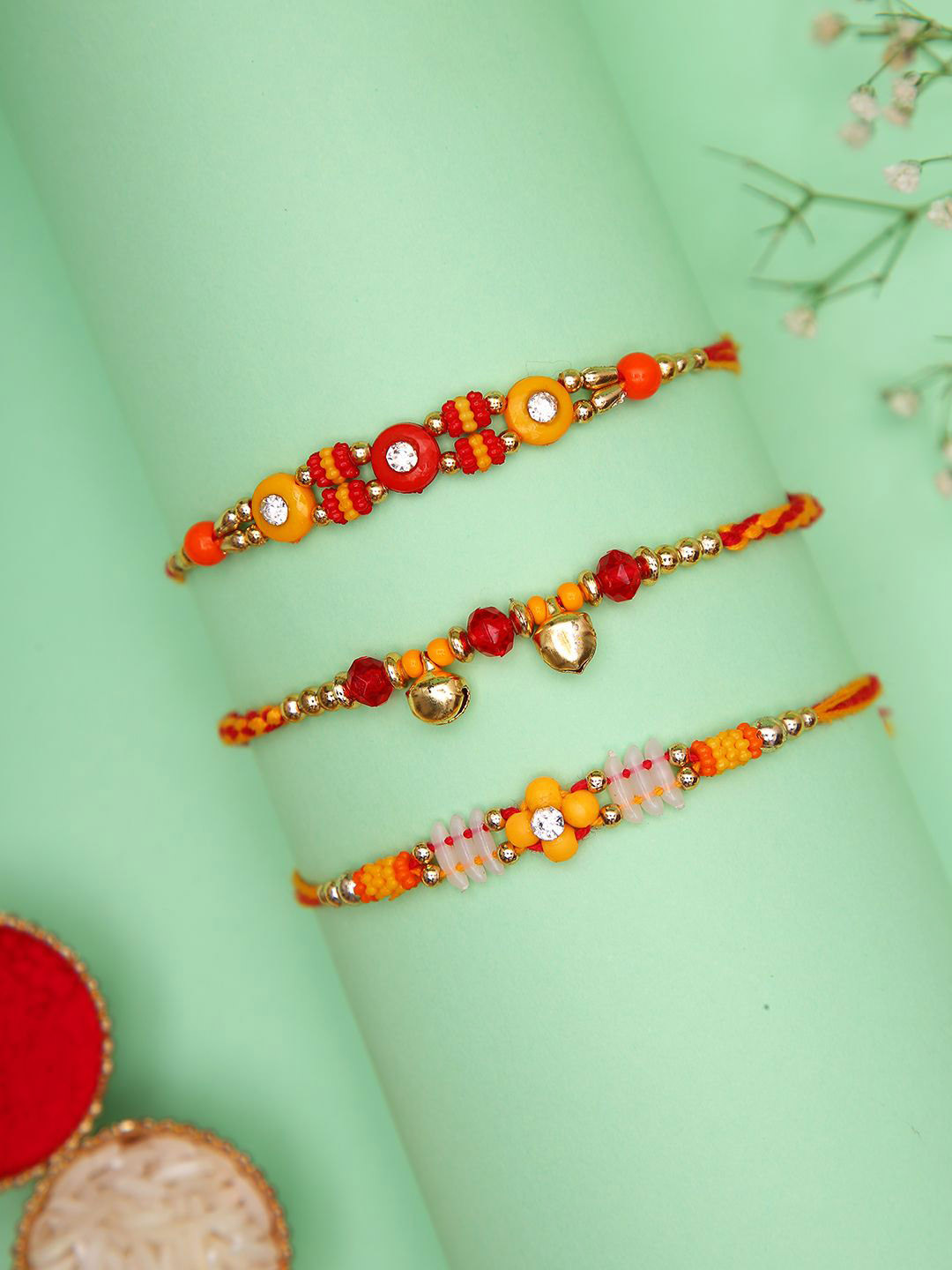 Aapno Rajasthan 3-Pcs Unique Hand Crafted Thread Rakhi With Greetings Card