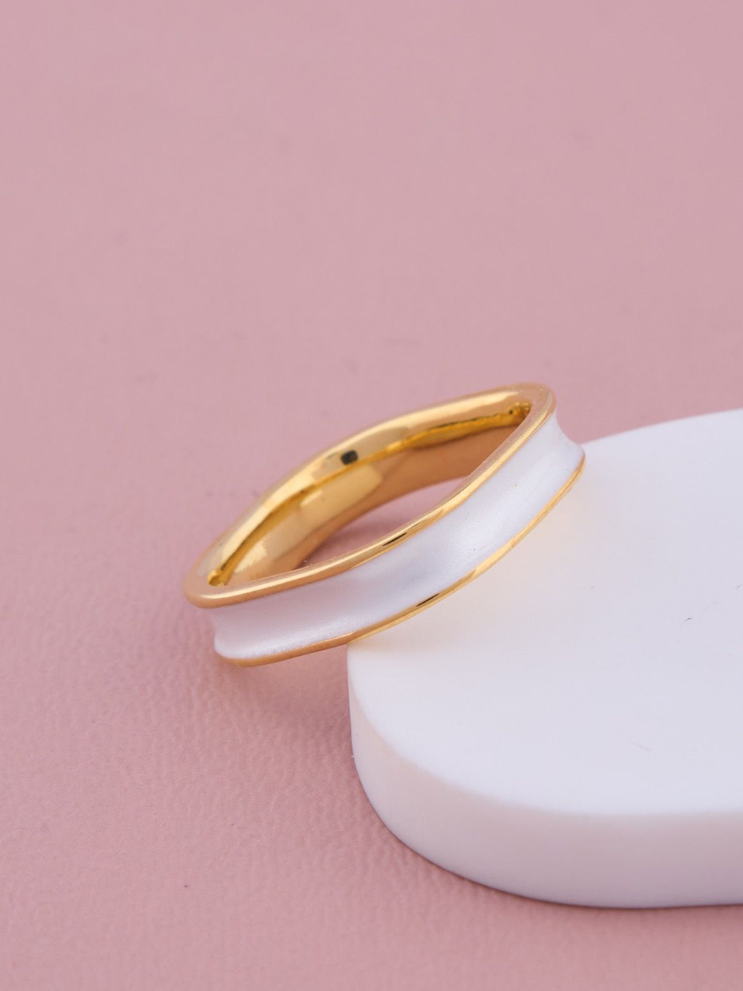 GC PREMIUM JEWELLERY   Intricate Detailing Finger Ring