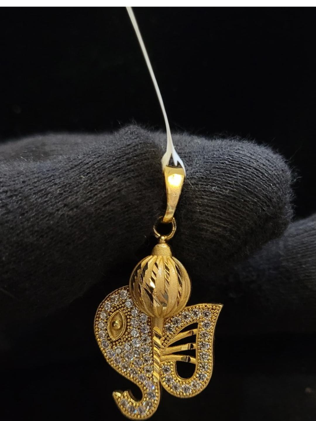 Anshenterpris Gold Plated Ganesh Pendant