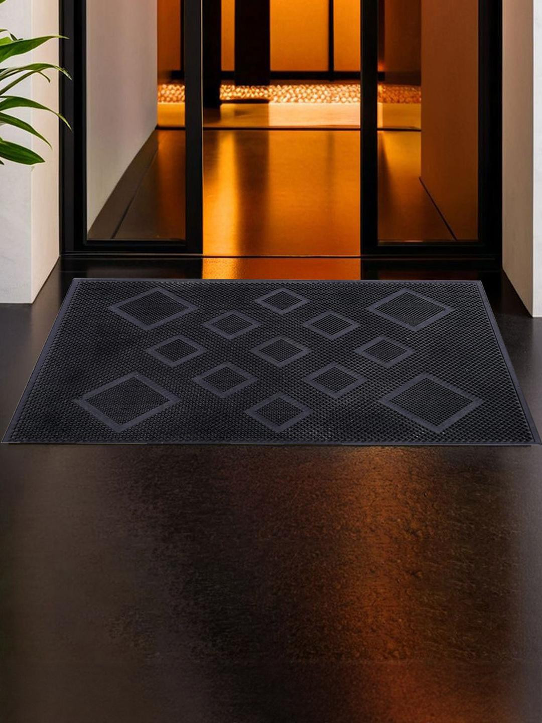 IVAZA Black Anti-Skid Printed Doormat
