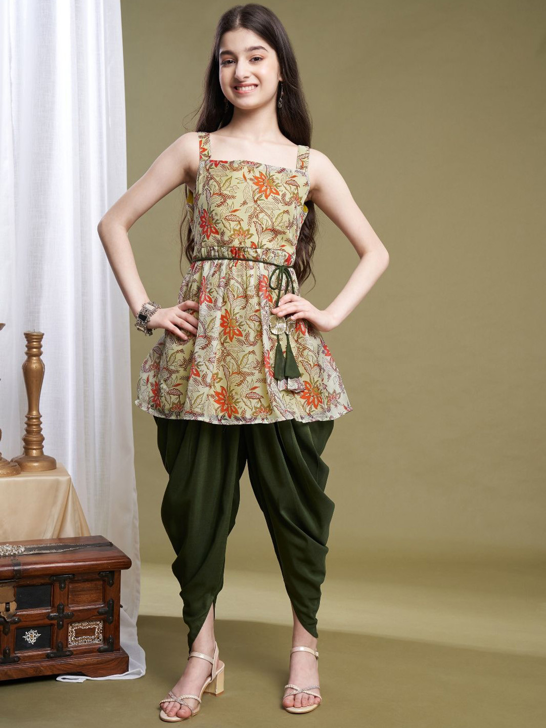 CurlyTales Girls Floral Printed Regular Kurta with Dhoti Pants