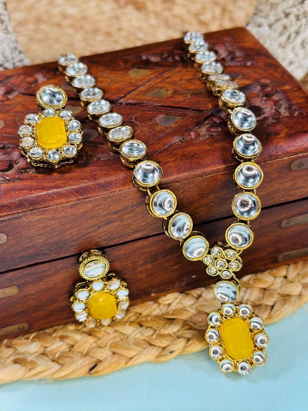 JN HANDICRAFT Yellow Alloy Necklace