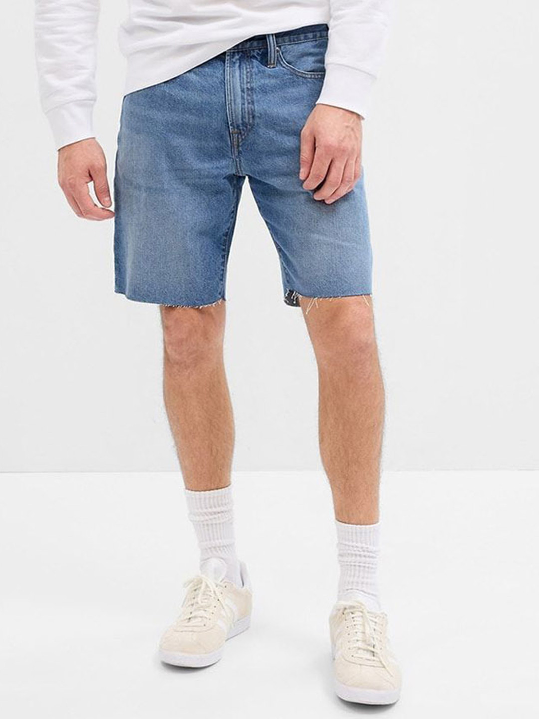 GAP Men Mid-Rise Denim Shorts