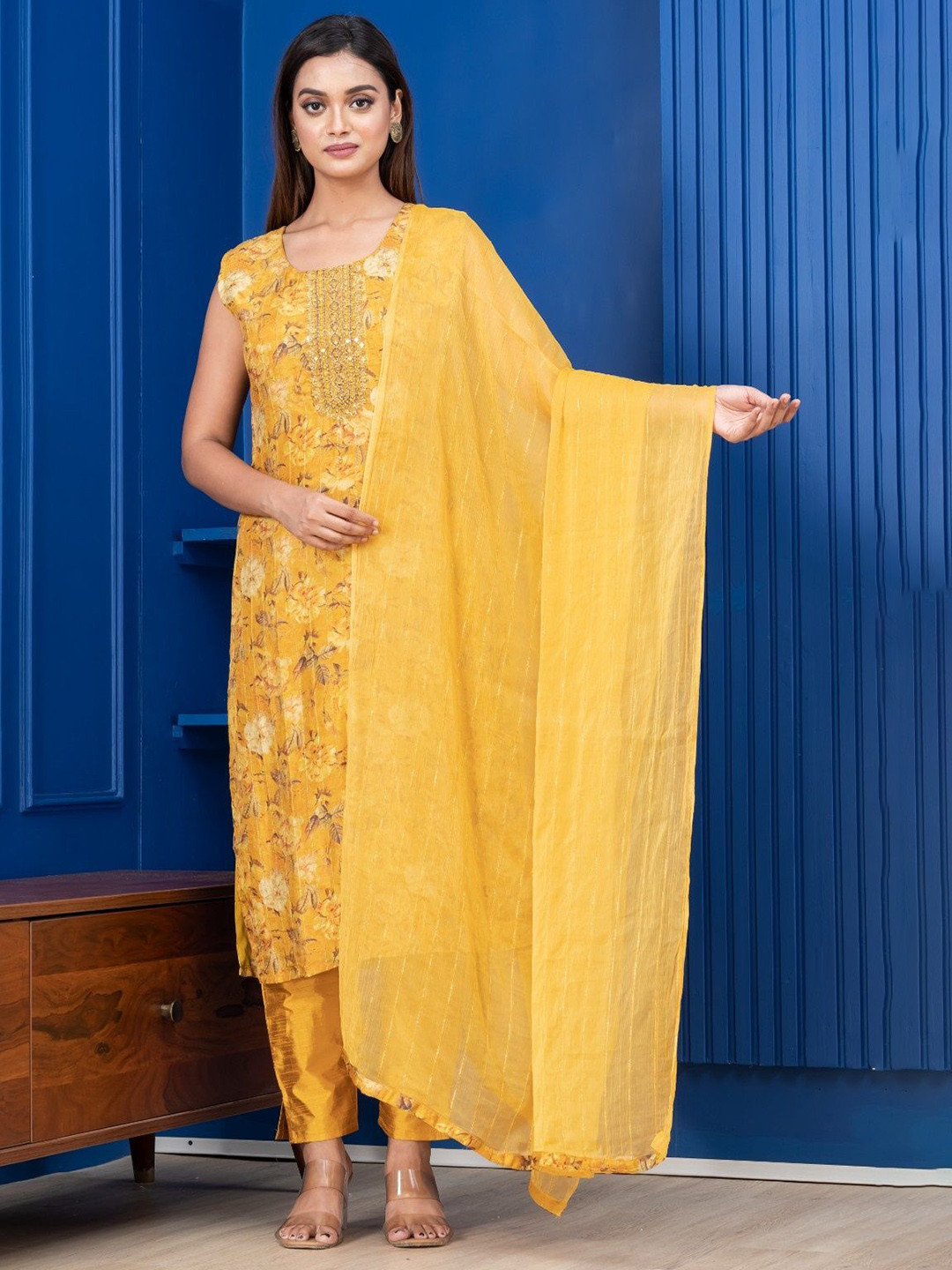 SHREE BALAJI Women Ethnic Motifs Printed Straight Kurta with Trousers & Dupatta