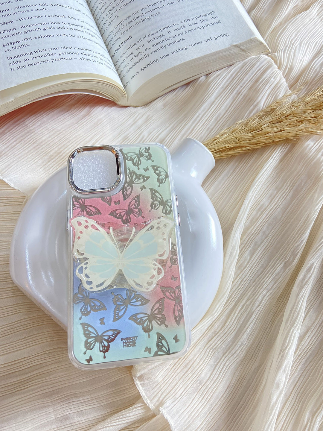 CASE CREATION Butterfly Printed iPhone 15 Pro Back Case Mobile Accessories
