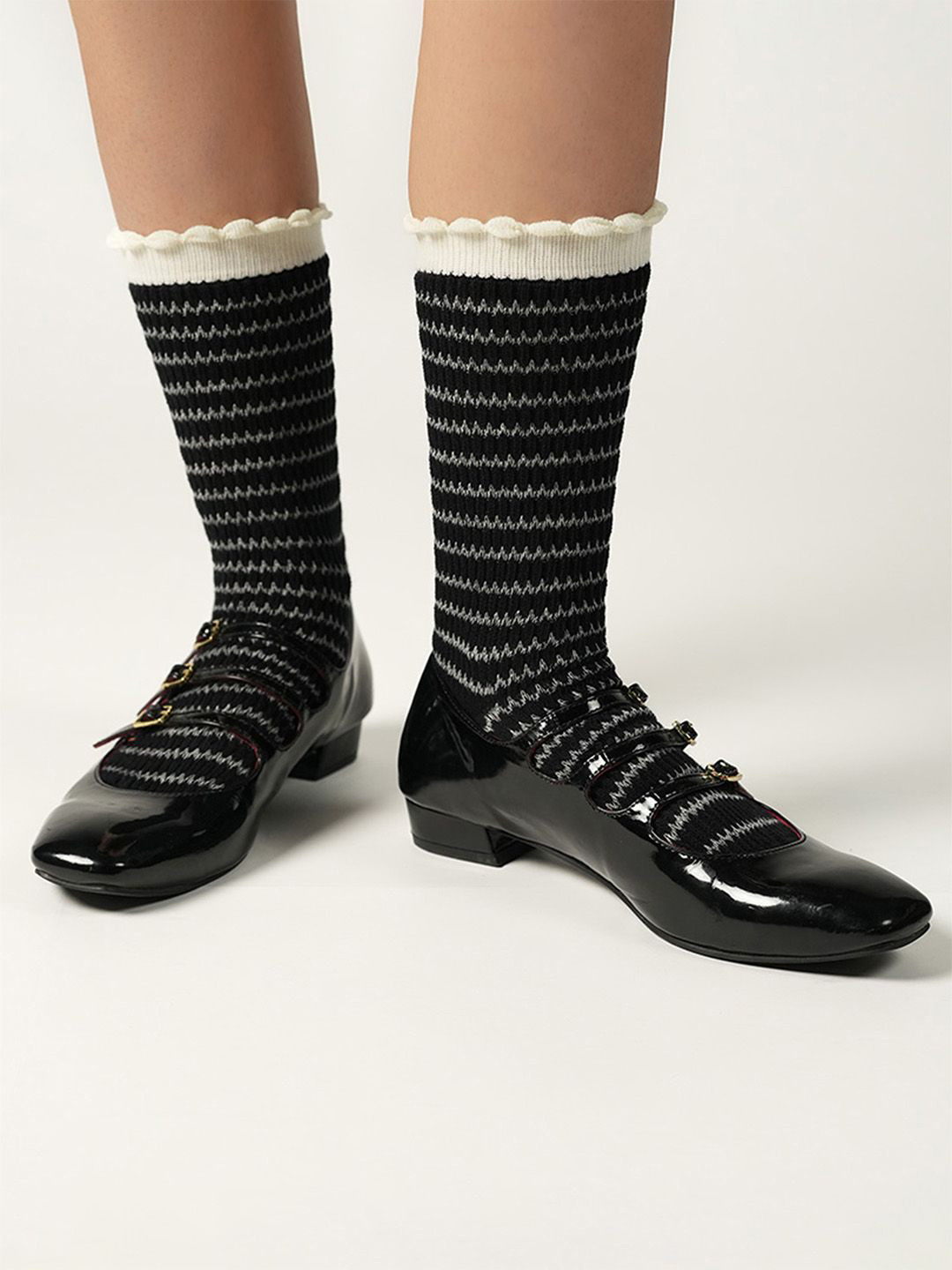 Theater Women Striped Spartan Spirit Ankle Length Socks