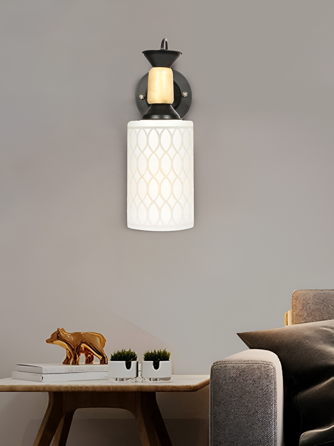 decorativeray White & Black Cylinder Shaped Glass Wall Lamp
