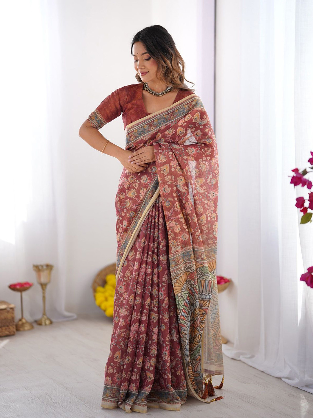 ALMAARI FASHION Ethnic Motifs Printed Pure Cotton Saree With Decorative Tassels