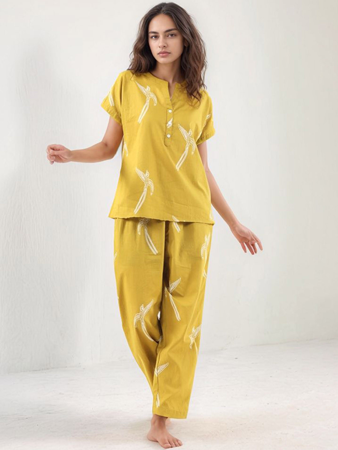Black Teetar Abstract Printed Mandarin Collar T-shirt With Pyjama