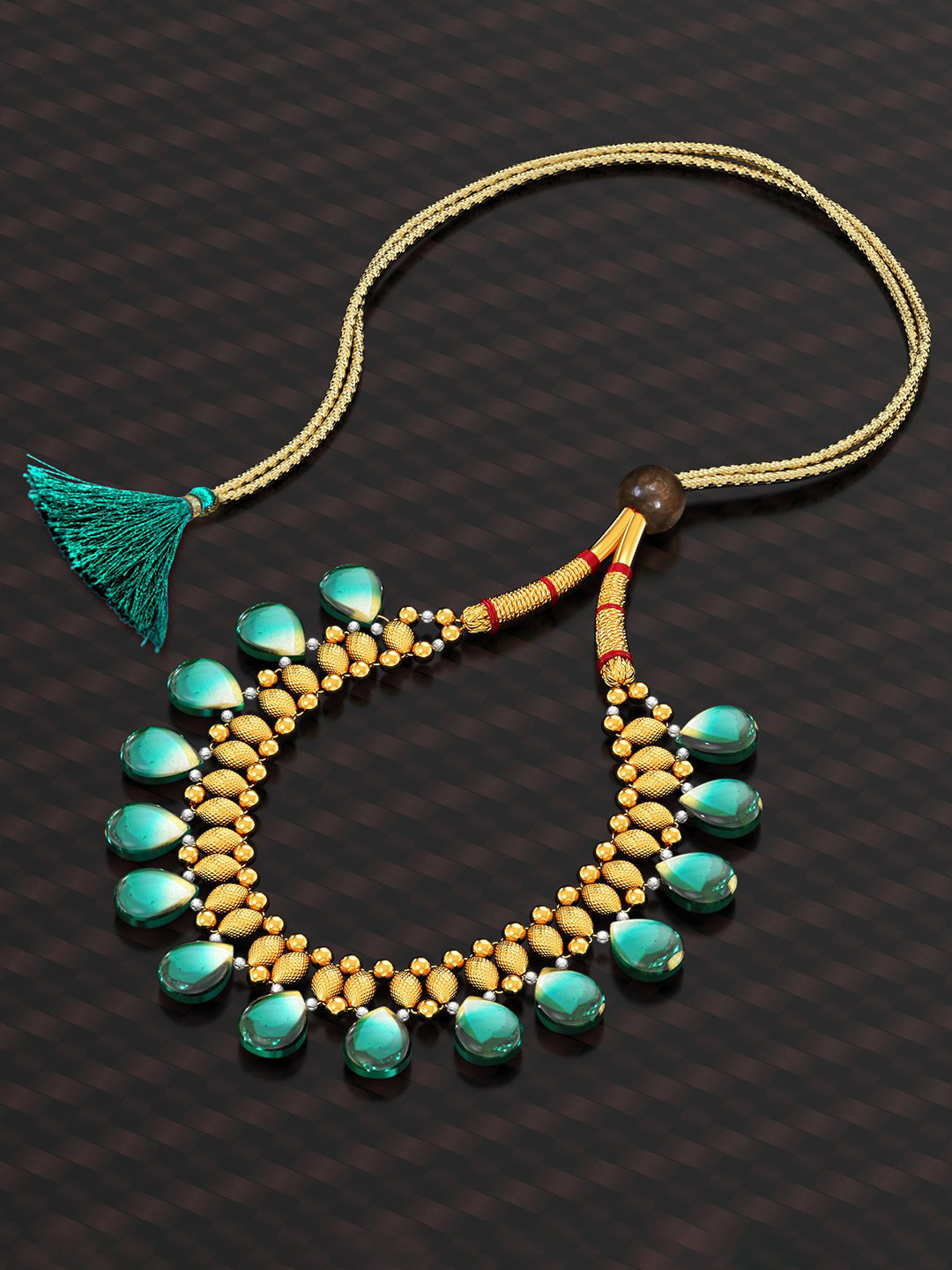 Joyalukkas Shaded Green Elegance Gold Necklace