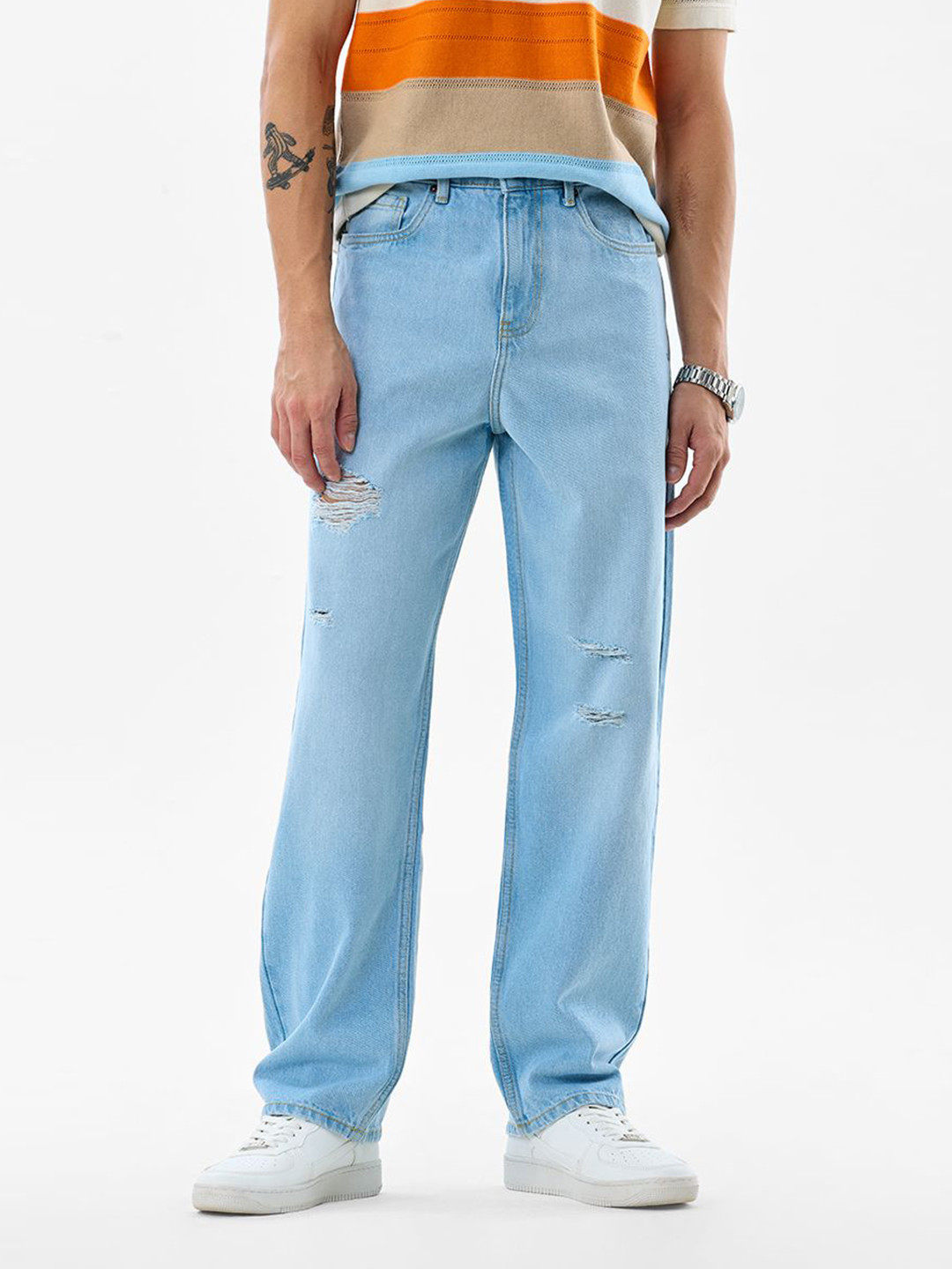 Snitch Men Light Blue Relaxed Fit Mid-Rise Mildly Distressed Light Fade Jeans