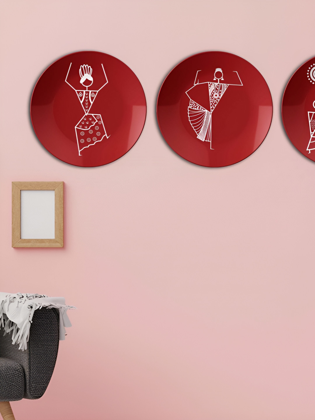 THE QUIRKY HOME Figurative Abstraction Ceramic Bohemian Glossy Hall 3Pcs Wall Plates-10In