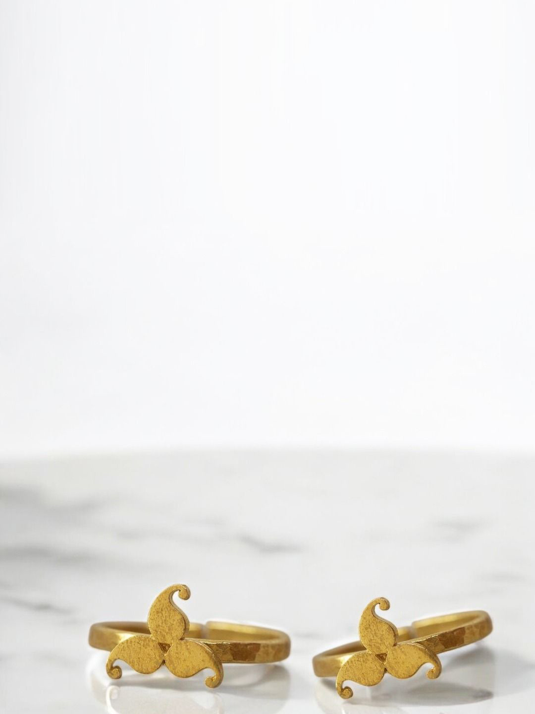 Goldnera Set Of 2 Toe Rings
