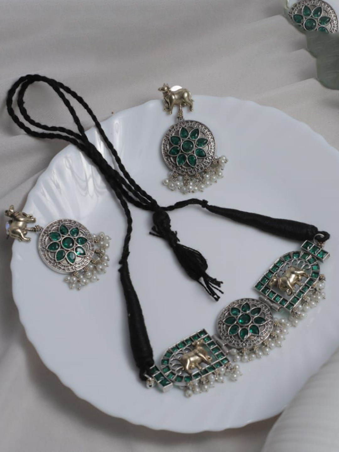 SIVA BY ANIKA Kundan-Studded & Beaded Jewellery Set
