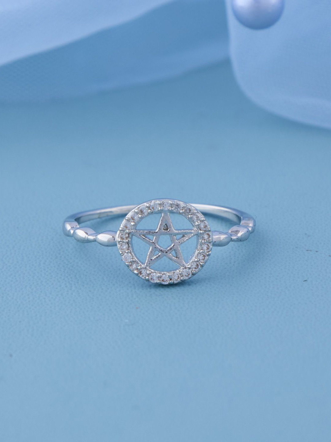 GC PREMIUM JEWELLERY Silver-Plated Star Motif Cubic Zirconia Studded Finger Ring