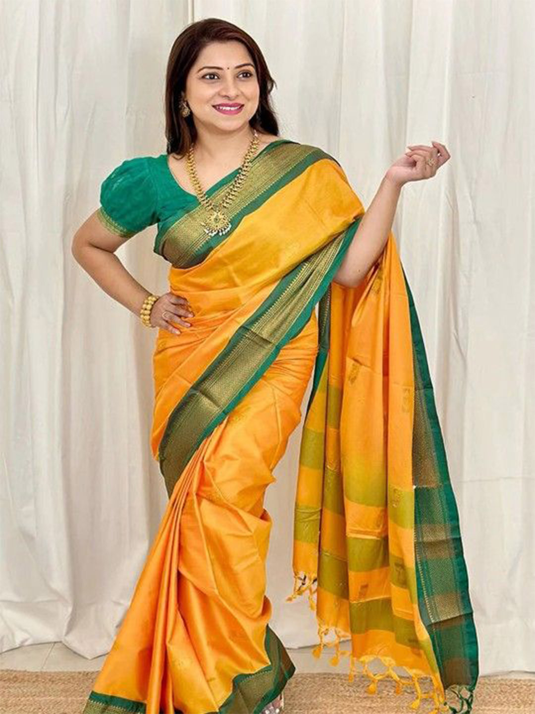 A S CREATION Women Kanchipuram Saree
